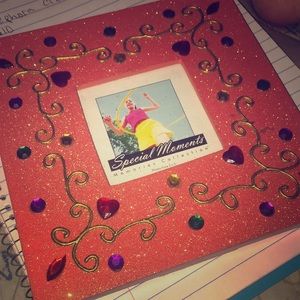 Sparkling picture frame